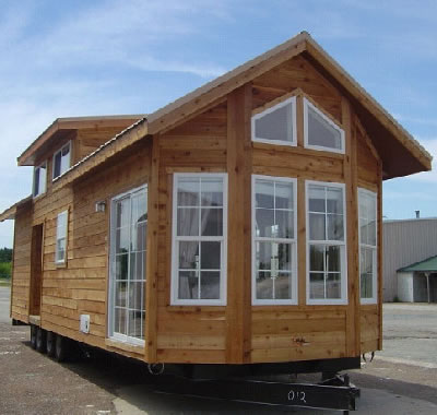 �ߥ��������̴Ź�Υȥ졼�顼�ϥ������ӡ��ȥ졼�顼�ϥ���Ź���ѽ����ѤΤ��Ҳ�