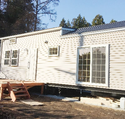 �ߥ��������̴Ź�Υȥ졼�顼�ϥ������ӡ��ȥ졼�顼�ϥ���Ź���ѽ����ѤΤ��Ҳ�